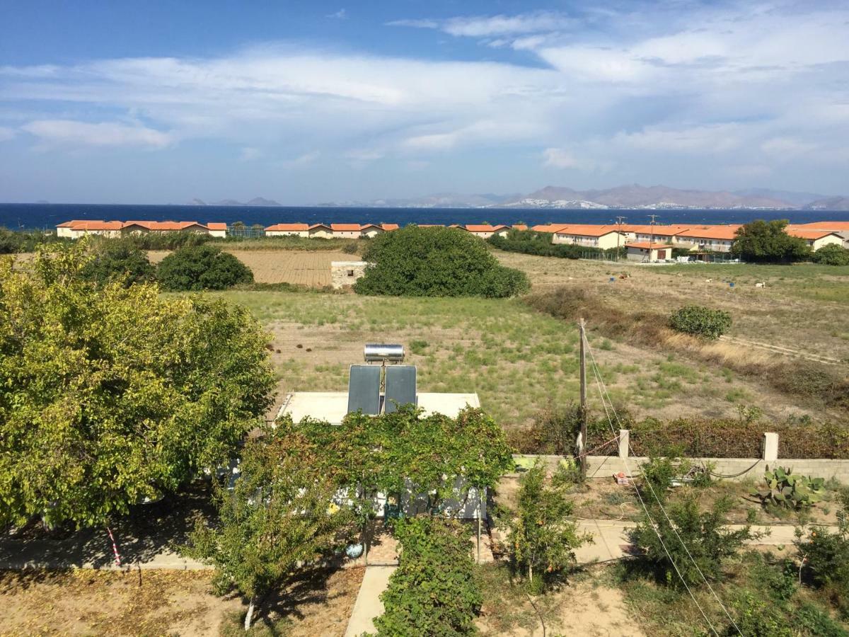 Swan House Panoramic View - Near The Sea Villa Ziparion Exterior photo